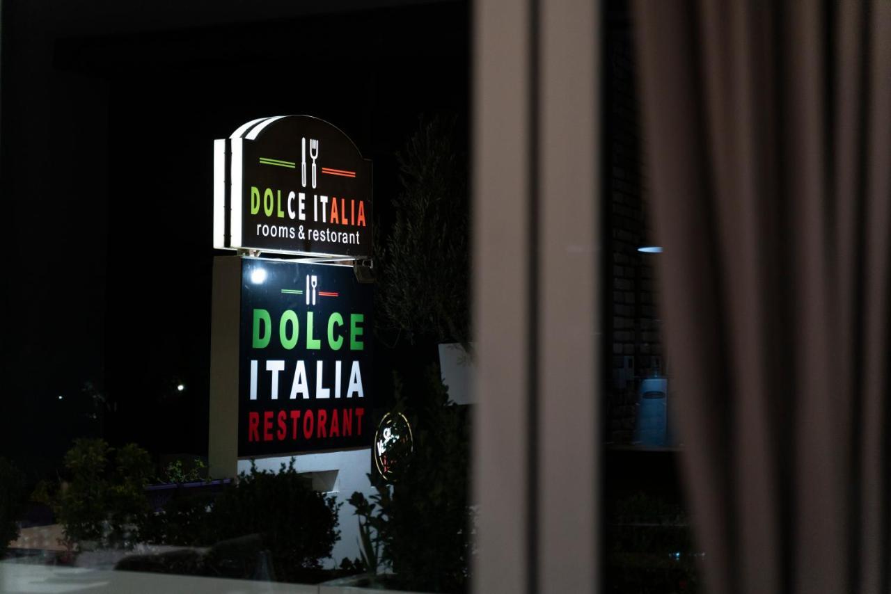 Dolce Italia Hotel Radhimë Exteriör bild